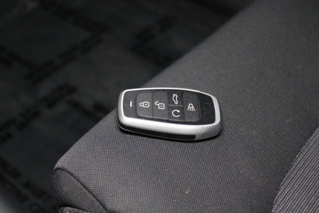 Used 2021 Kia K5 LXS image 14