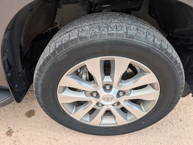 Used 2015 Toyota Sequoia Limited AWD/4WD image 14