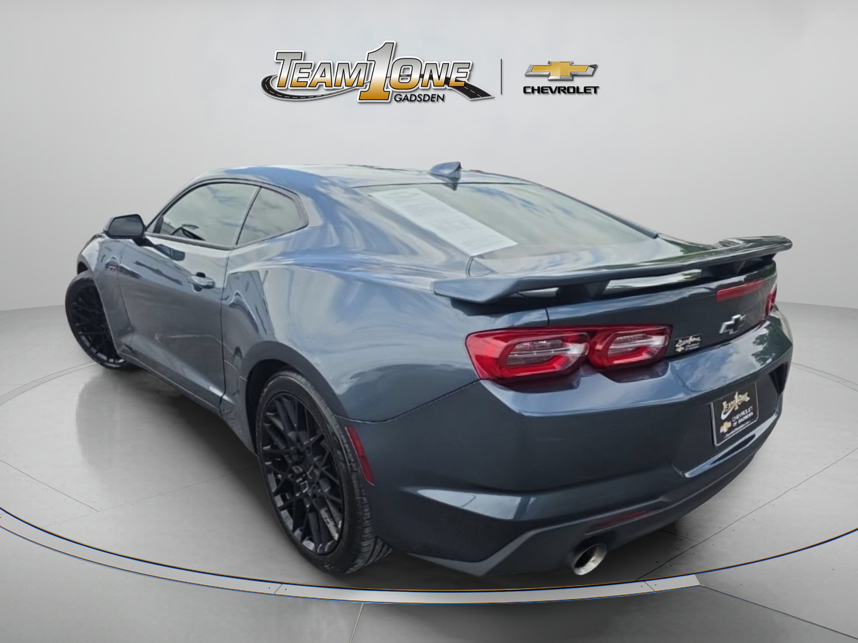 Used 2021 Chevrolet Camaro LT RWD image 6