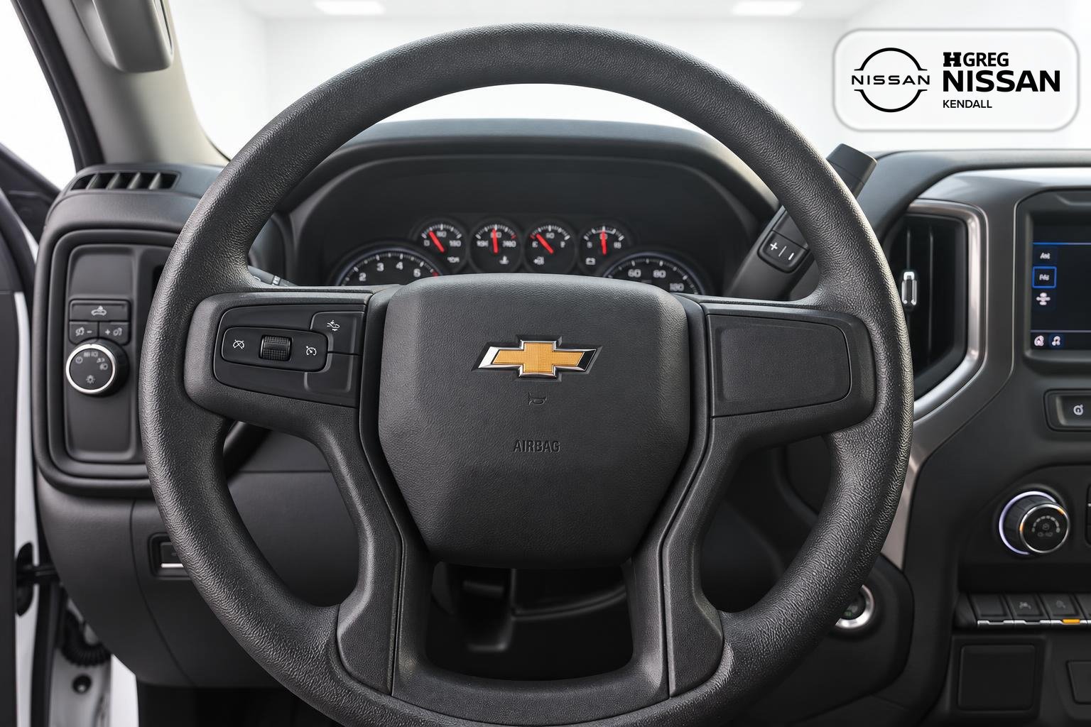 Used 2023 Chevrolet Silverado 1500 Custom RWD image 10