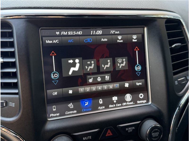 Used 2018 Jeep Grand Cherokee Trailhawk w/ Trailhawk Luxury Group image 50