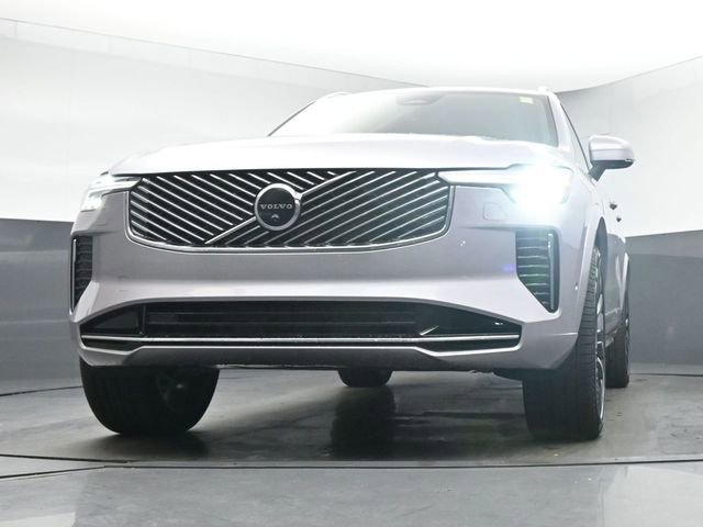 New 2026 Volvo XC90 B6 Plus w/ Protection Package Premier image 40