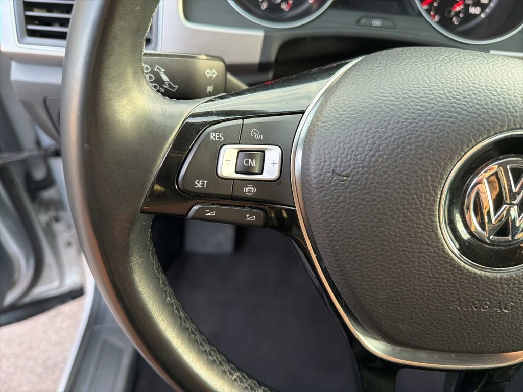 Used 2019 Volkswagen Atlas SE w/ Towing Package image 17