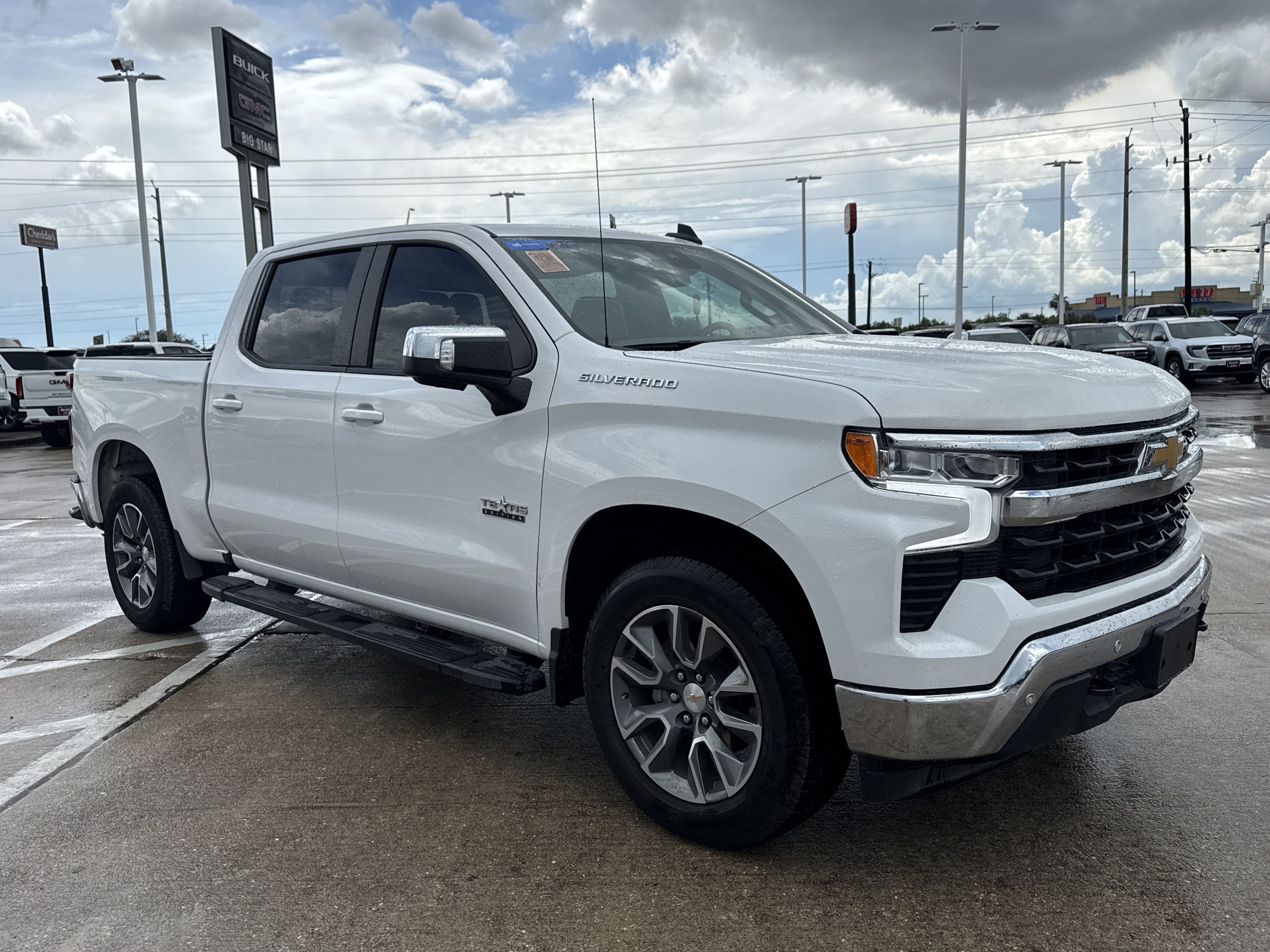 Used 2025 Chevrolet Silverado 1500 LT w/ Texas Edition Plus RWD image 15