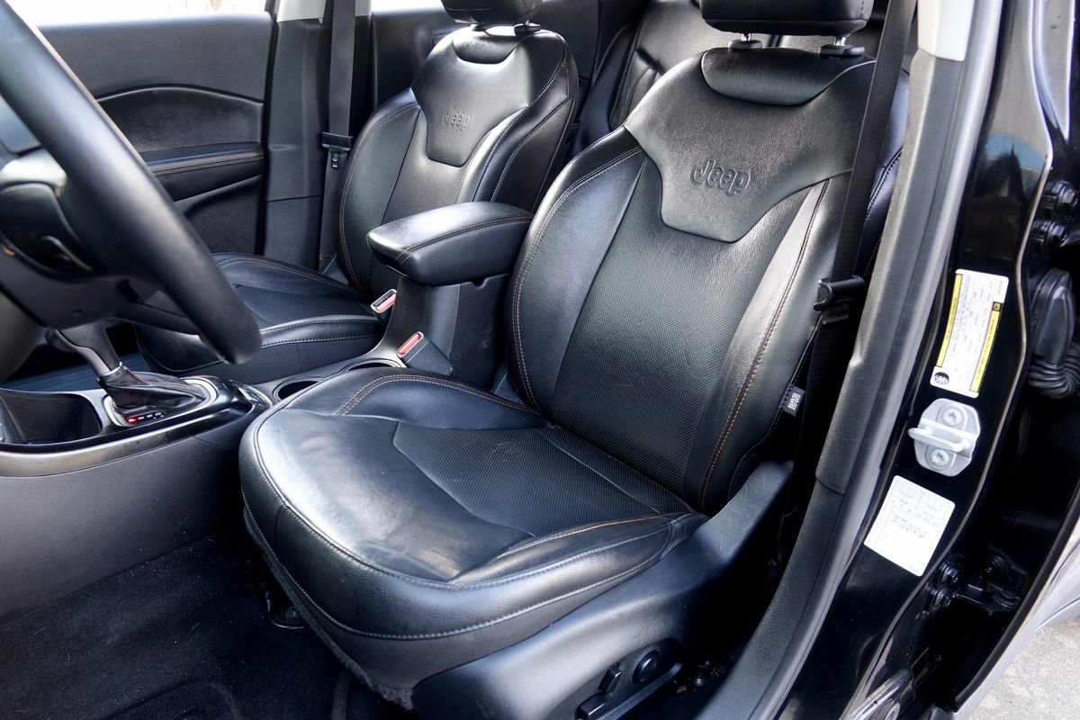 Used 2019 Jeep Compass Limited image 6