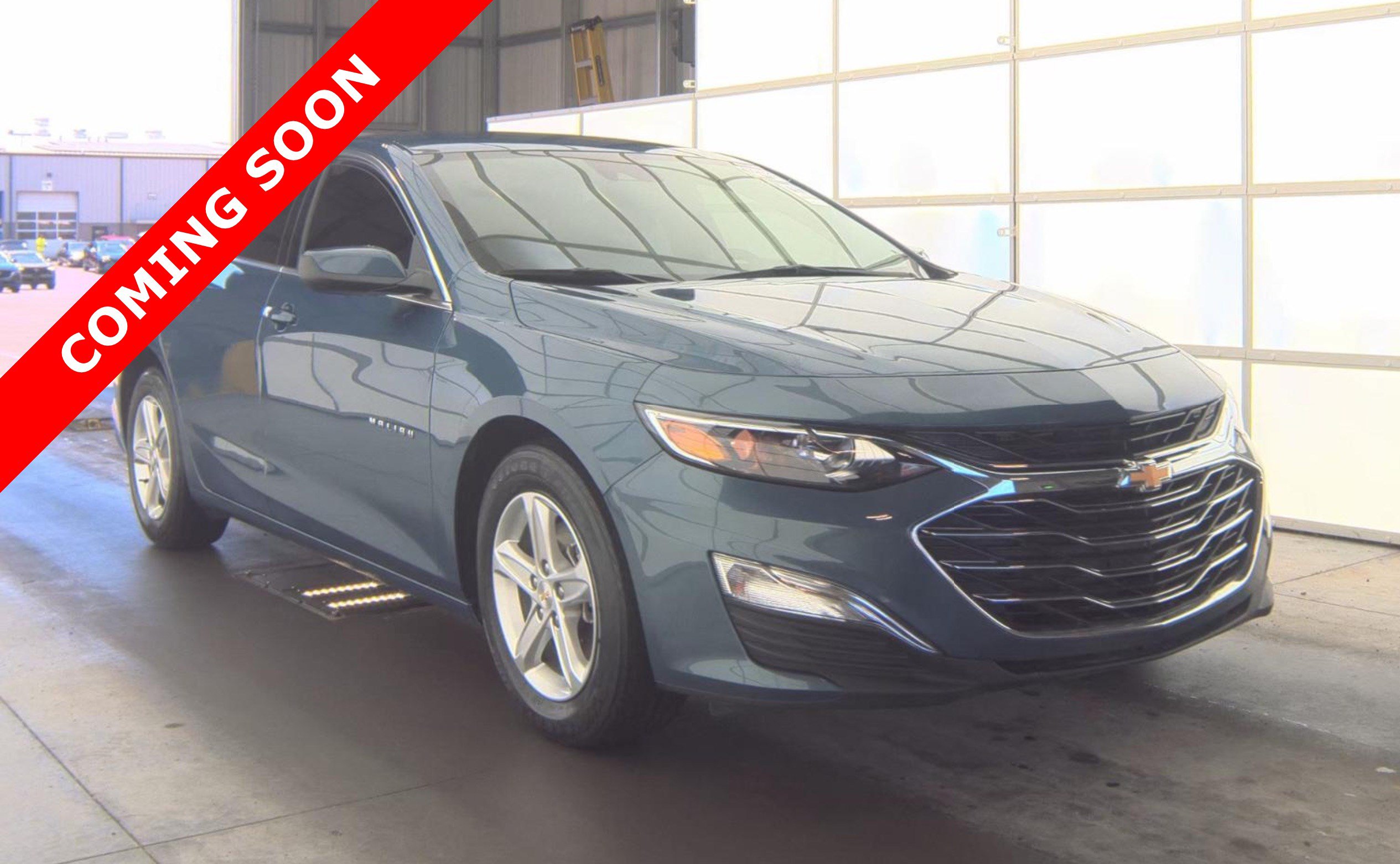 Used 2024 Chevrolet Malibu LS FWD image 3