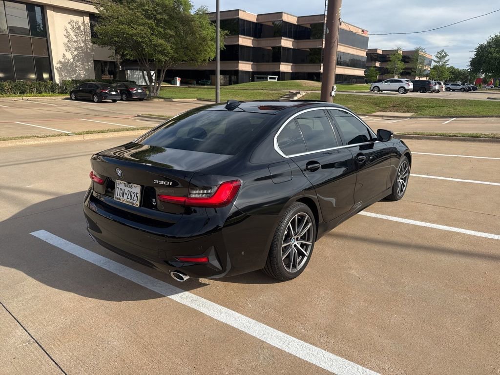 Used 2021 BMW 330i Sedan w/ Convenience Package image 13