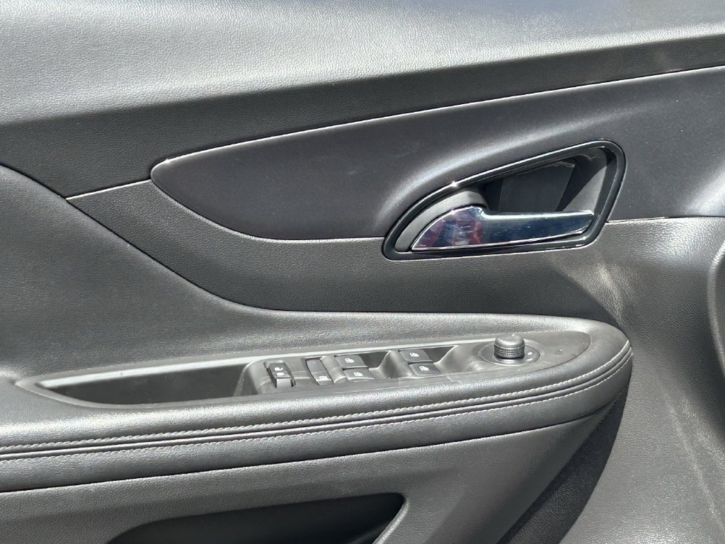 Used 2019 Buick Encore Preferred FWD image 22