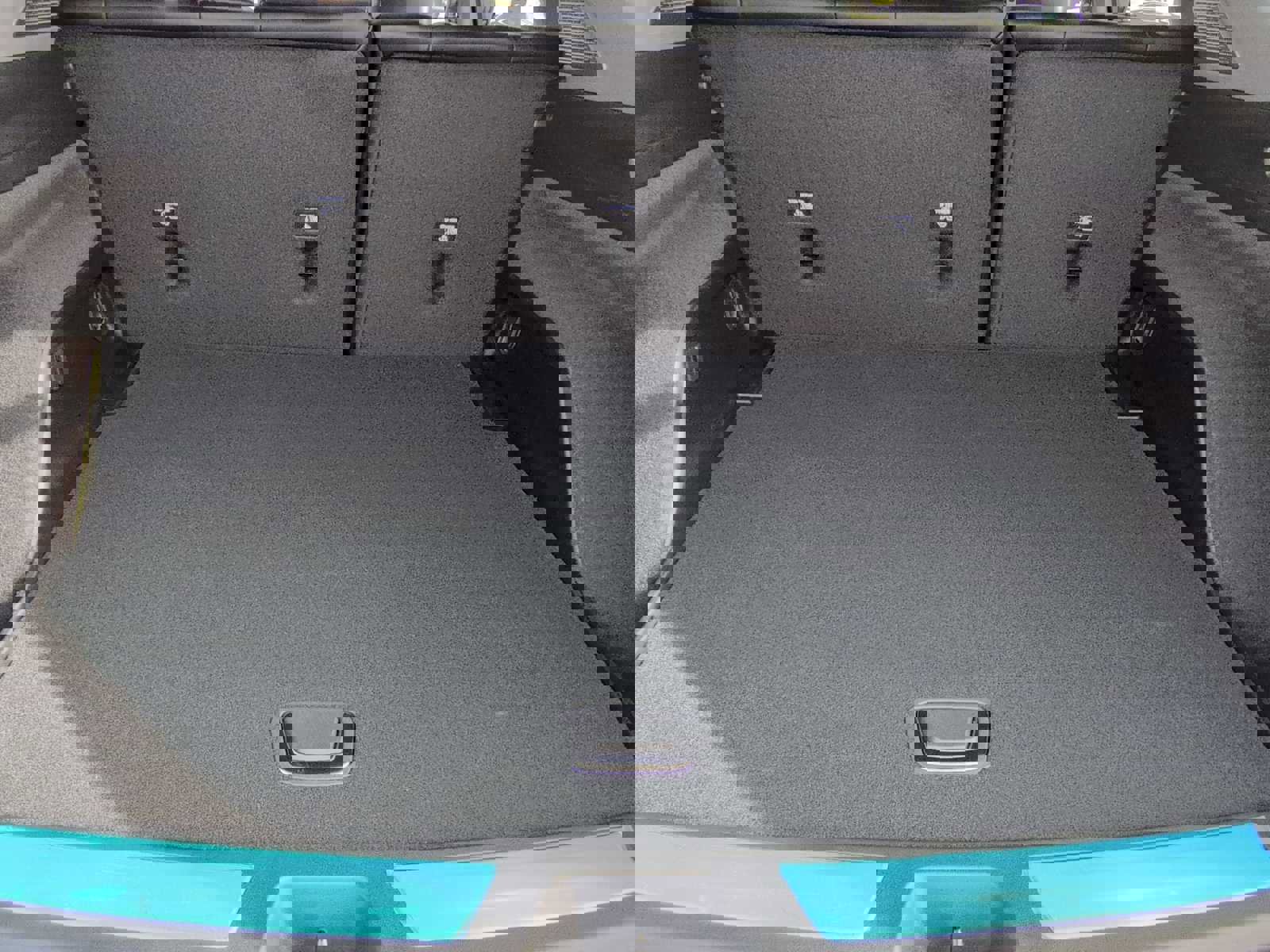 New 2026 Cadillac Optiq Sport 1 image 26