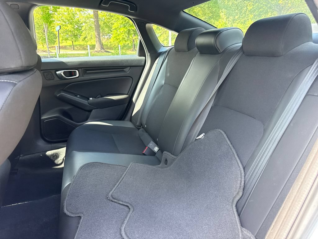 Used 2023 Honda Civic Sport image 32