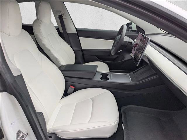 Used 2021 Tesla Model 3 Standard Range Plus image 23