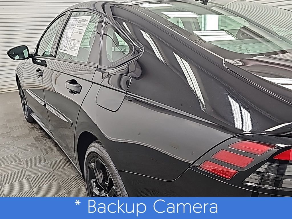 Used 2025 Honda Accord SE image 7