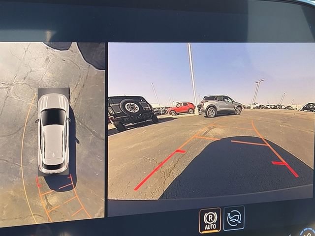 New 2026 Chevrolet Equinox EV LT image 16