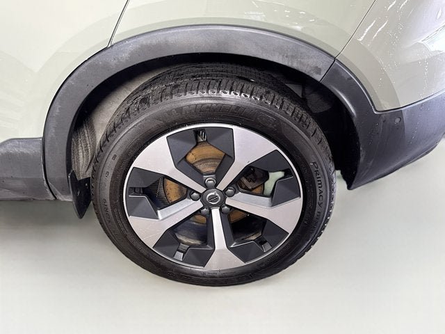 Used 2023 Volvo XC40 B5 Plus w/ Driver Assist Package AWD/4WD image 27