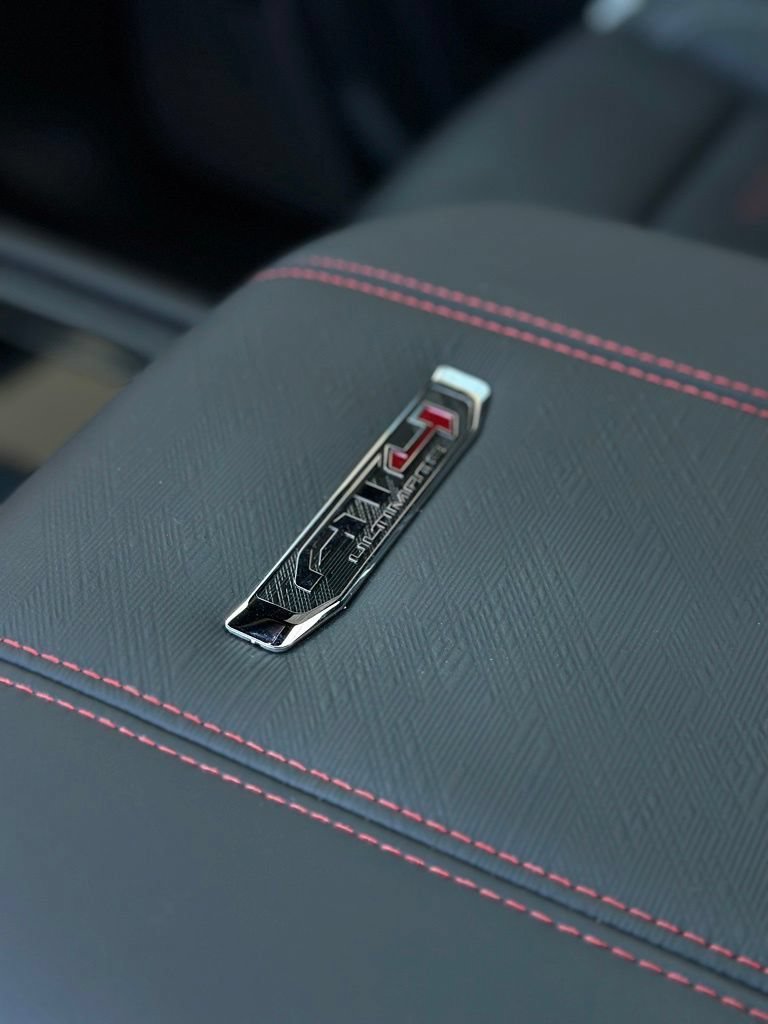 New 2026 GMC Yukon AT4 Ultimate AWD/4WD image 17