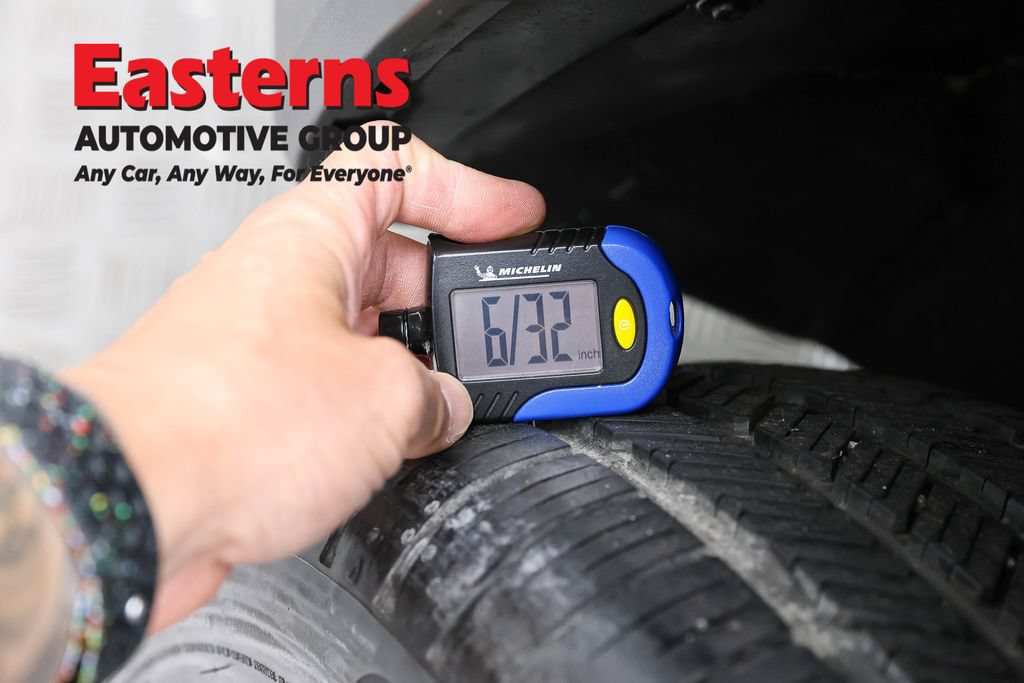 Used 2022 Jeep Renegade Limited w/ Sun, Sound & Wheels Group AWD/4WD image 30