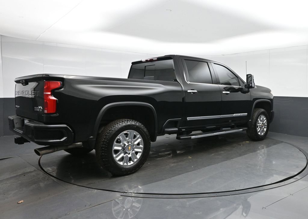 Used 2025 Chevrolet Silverado 2500 High Country image 7
