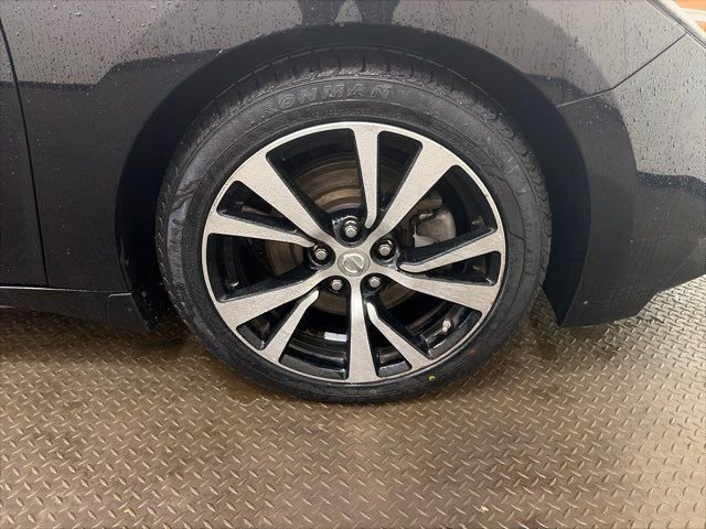 Used 2017 Nissan Maxima Platinum image 34
