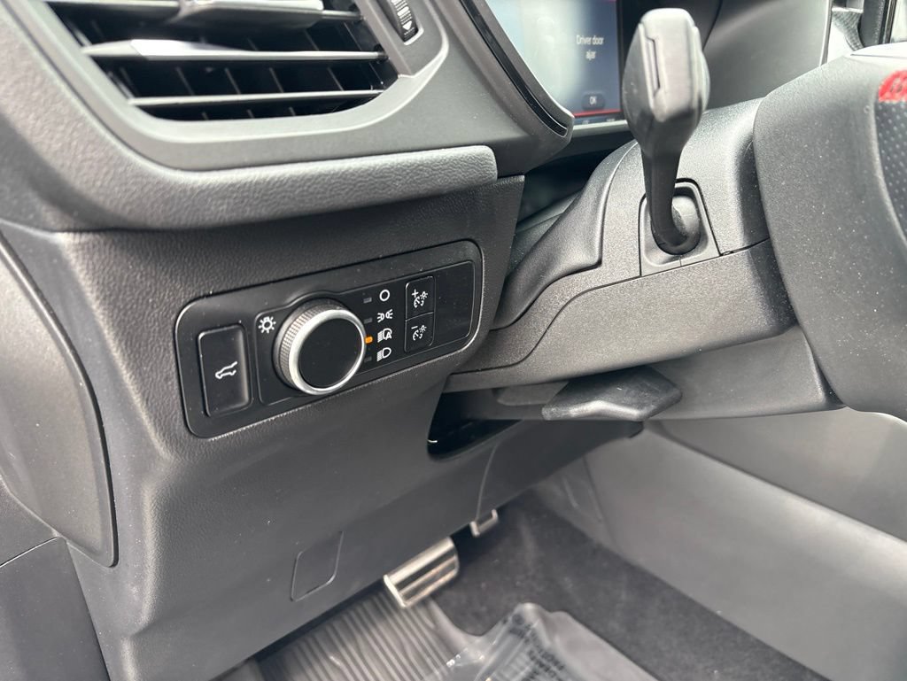 Used 2024 Ford Escape ST-Line w/ Tech Pack #1 AWD/4WD image 33