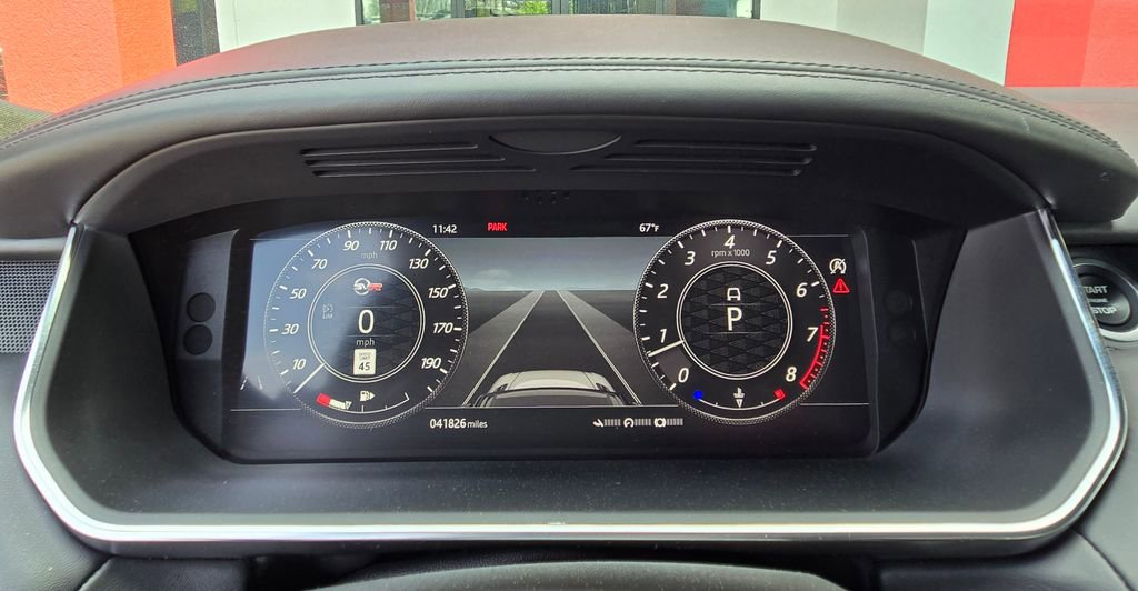 Used 2020 Land Rover Range Rover Sport SVR image 31