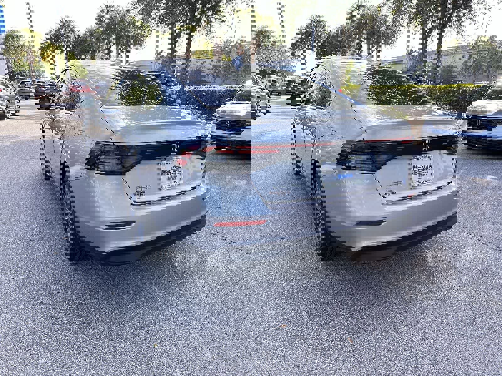 Used 2024 Honda Accord EX image 4