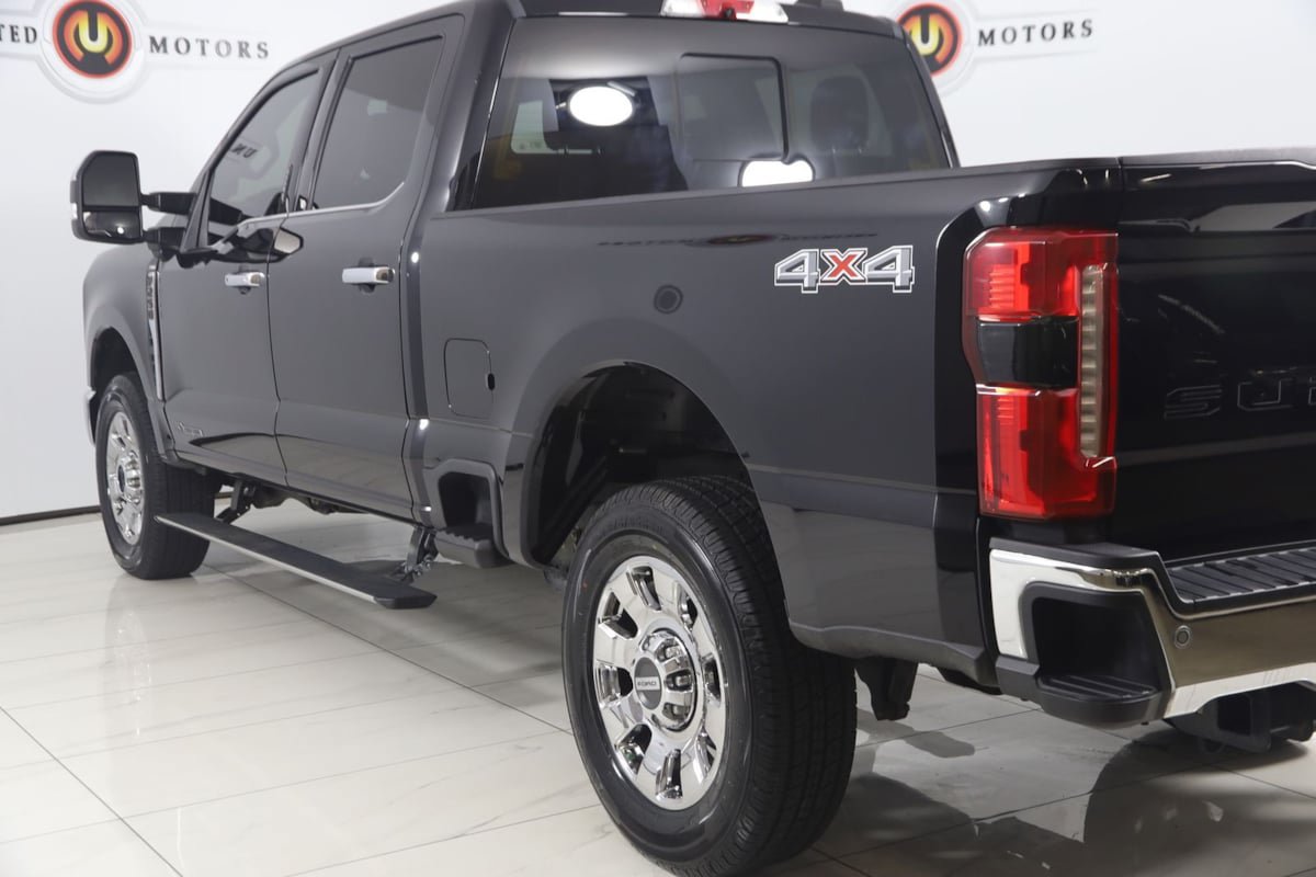 Used 2023 Ford F250 Lariat w/ Lariat Ultimate Package AWD/4WD image 23