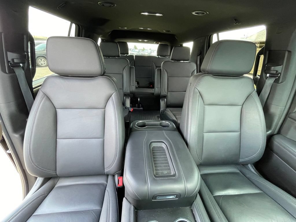 Used 2024 Chevrolet Tahoe Z71 w/ Luxury Package AWD/4WD image 30