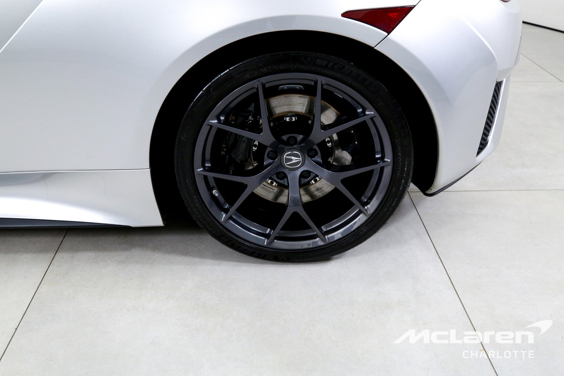 Used 2017 Acura NSX AWD/4WD image 28