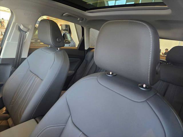 New 2026 Audi Q3 quattro 2.0T image 25