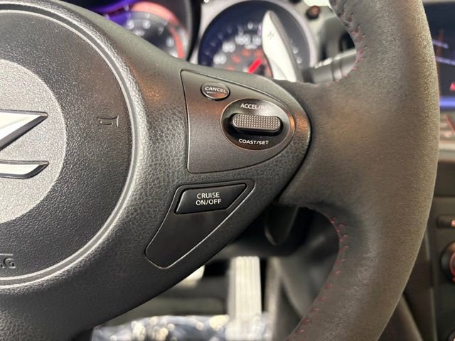 Used 2019 Nissan 370Z NISMO RWD image 8
