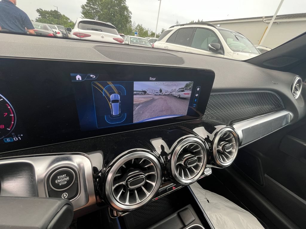 Certified 2024 Mercedes-Benz GLB 250 4MATIC image 23