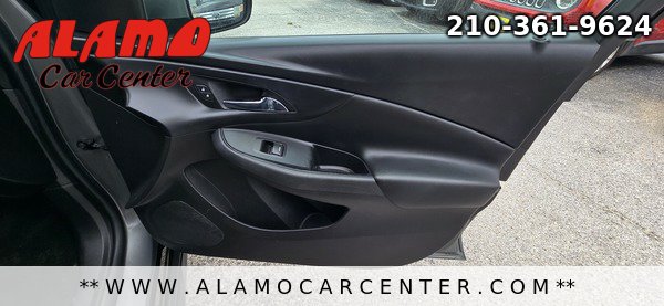 Used 2017 Chevrolet Volt LT FWD image 16