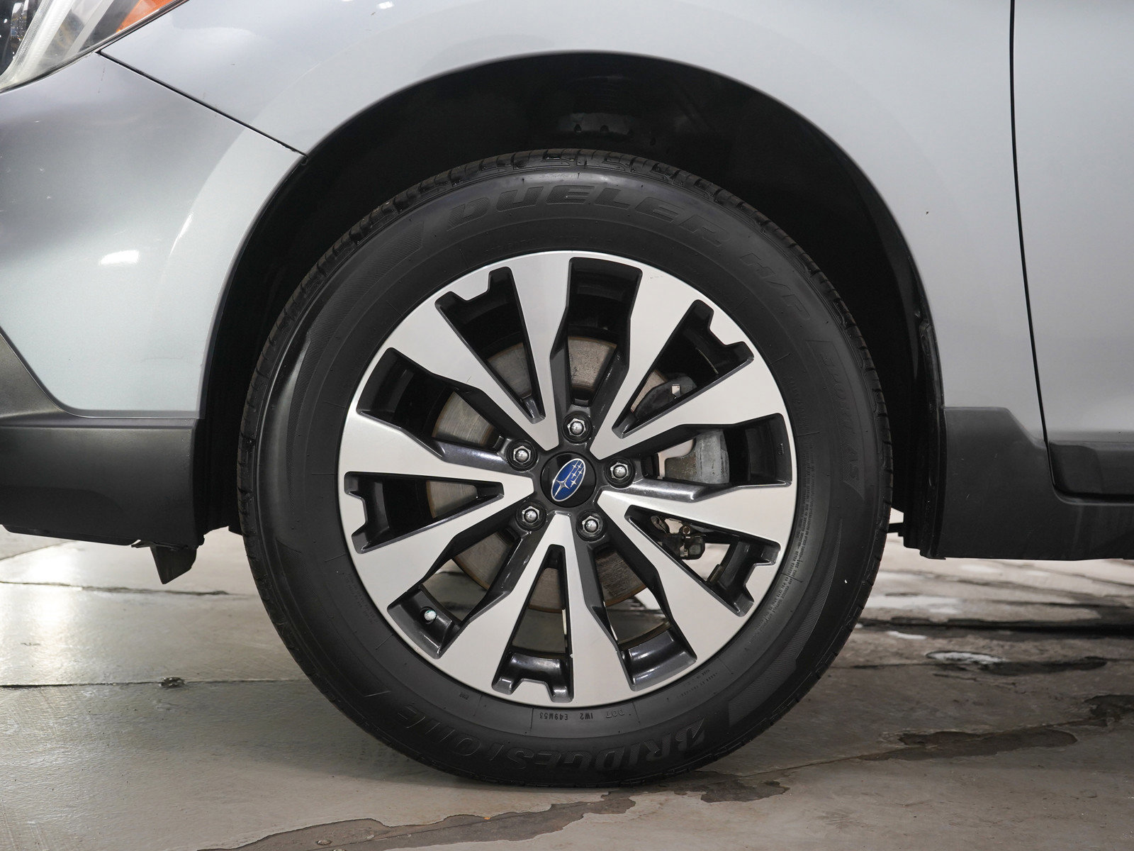 Used 2017 Subaru Outback 2.5i Limited image 30