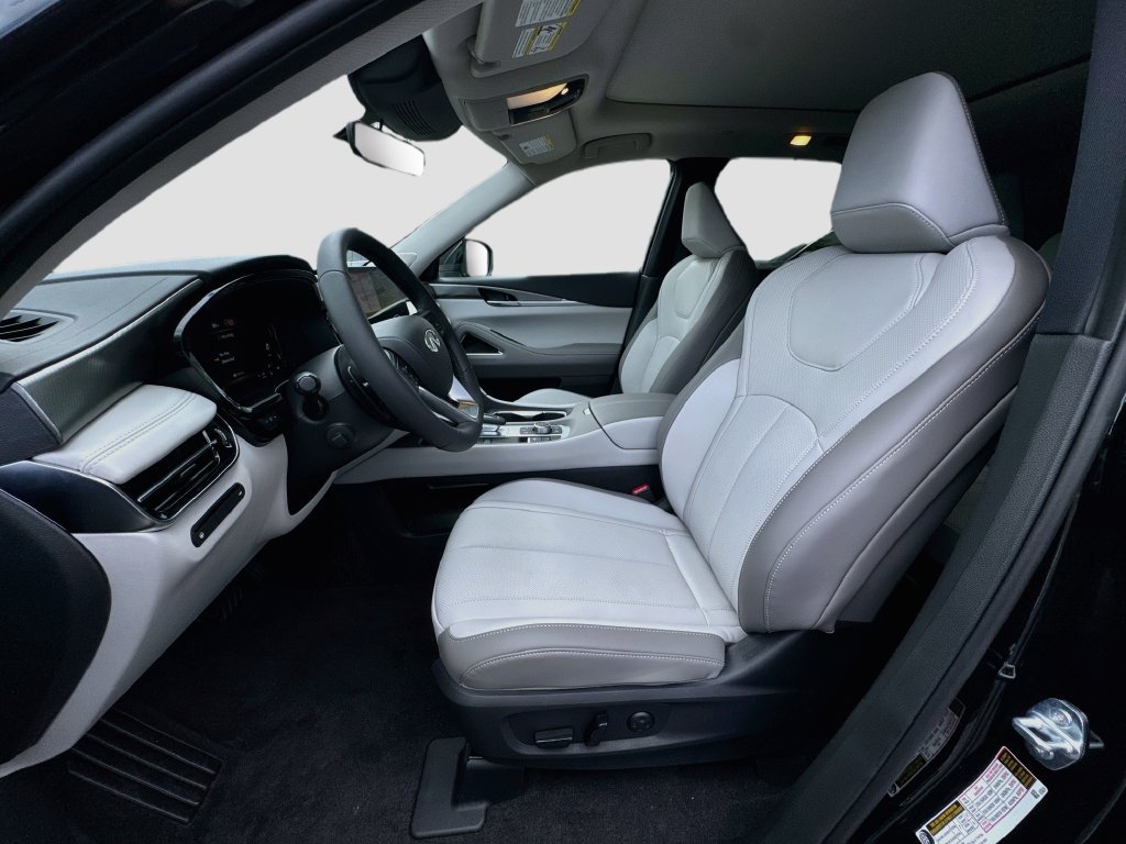 New 2027 INFINITI QX60 Luxe w/ Cargo Package FWD image 22