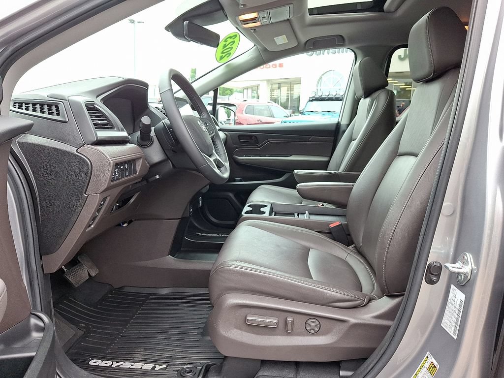 Used 2023 Honda Odyssey EX-L image 14