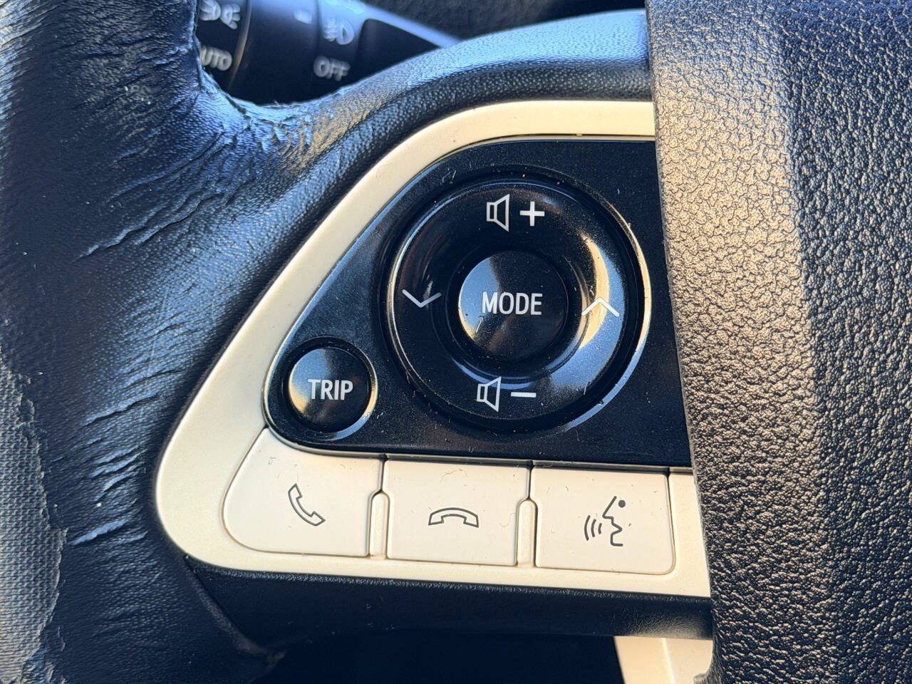 Used 2016 Toyota Prius Three Touring FWD image 29