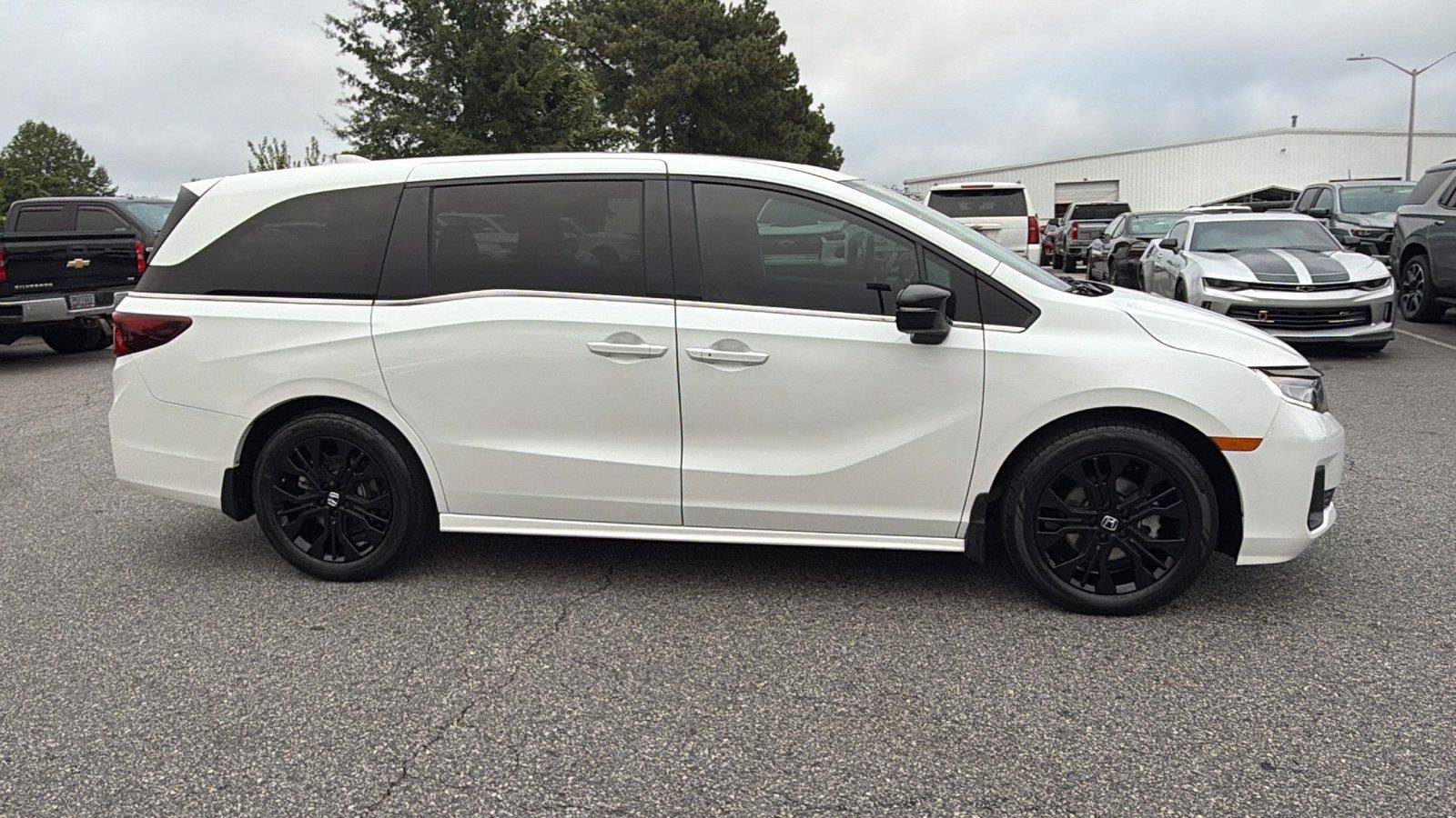Used 2025 Honda Odyssey Sport-L image 8