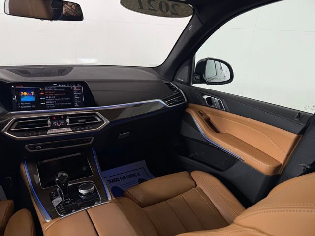 Used 2021 BMW X5 M50i w/ Premium Package image 24