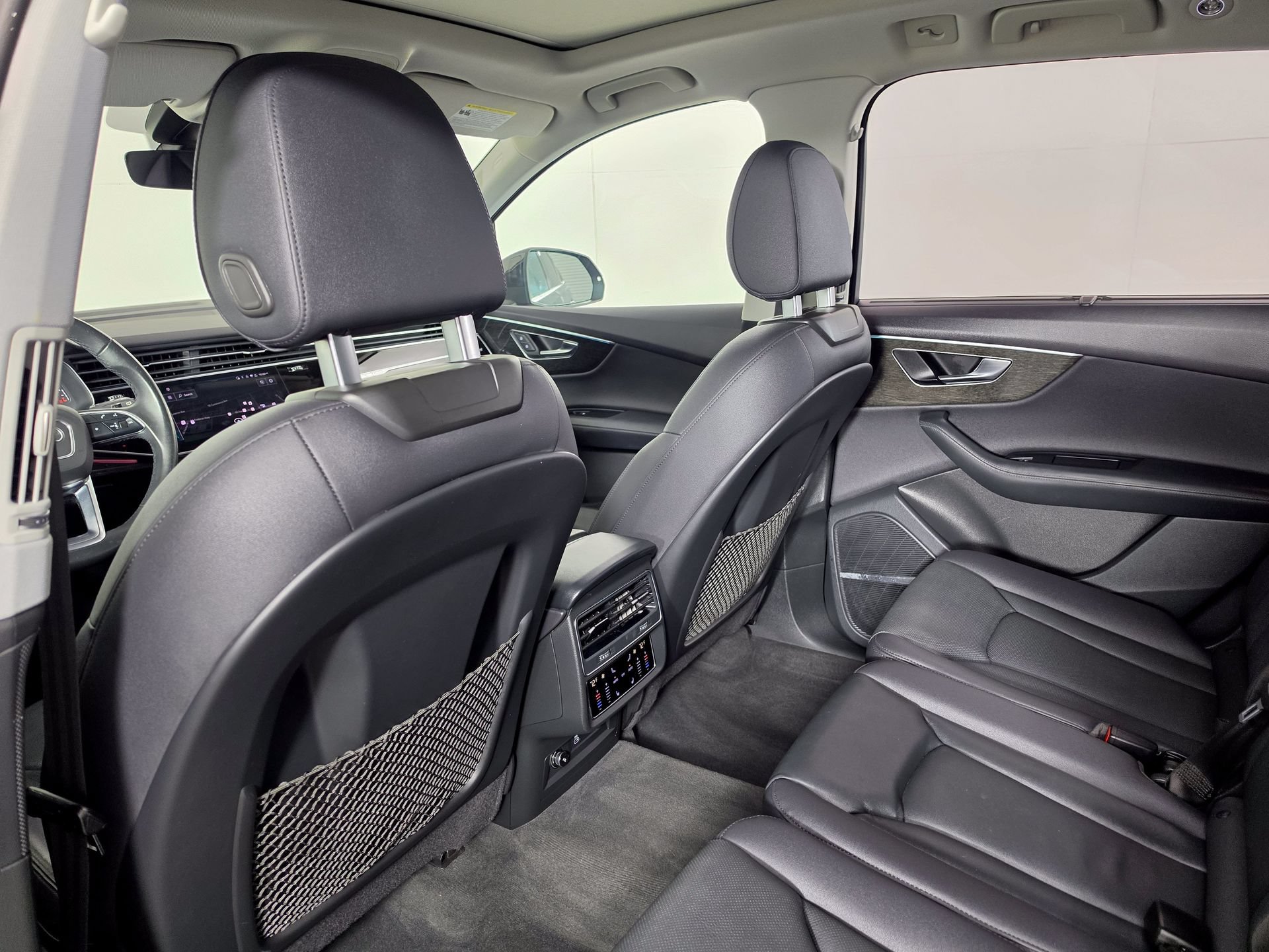Used 2022 Audi Q7 3.0T Prestige w/ Prestige Package AWD/4WD image 42