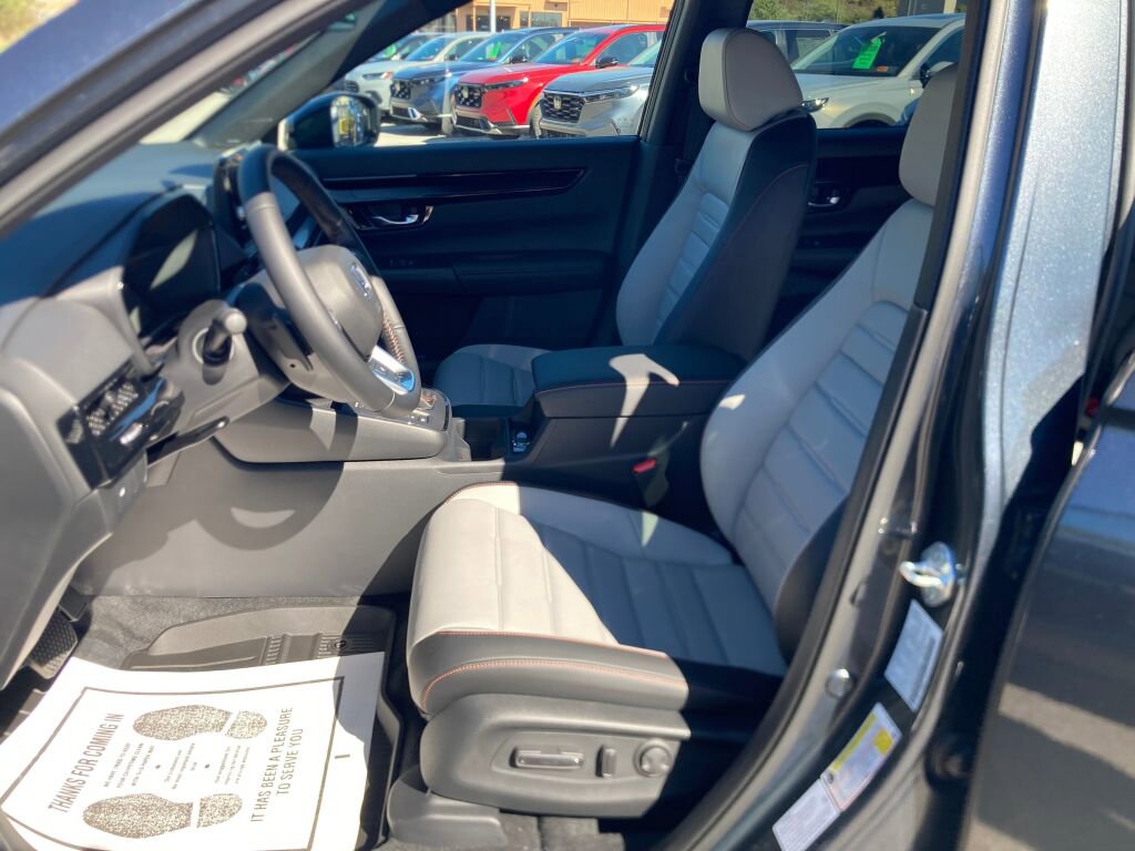 New 2026 Honda CR-V Sport Touring image 8