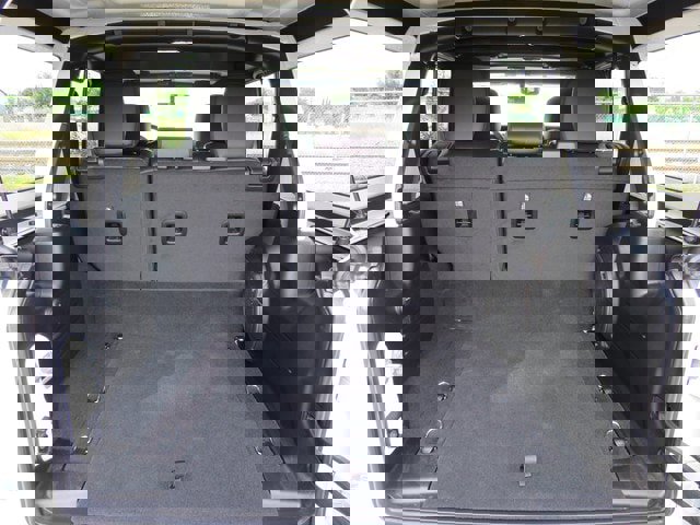 New 2023 Jeep Wrangler Rubicon w/ Steel Bumper Group image 37