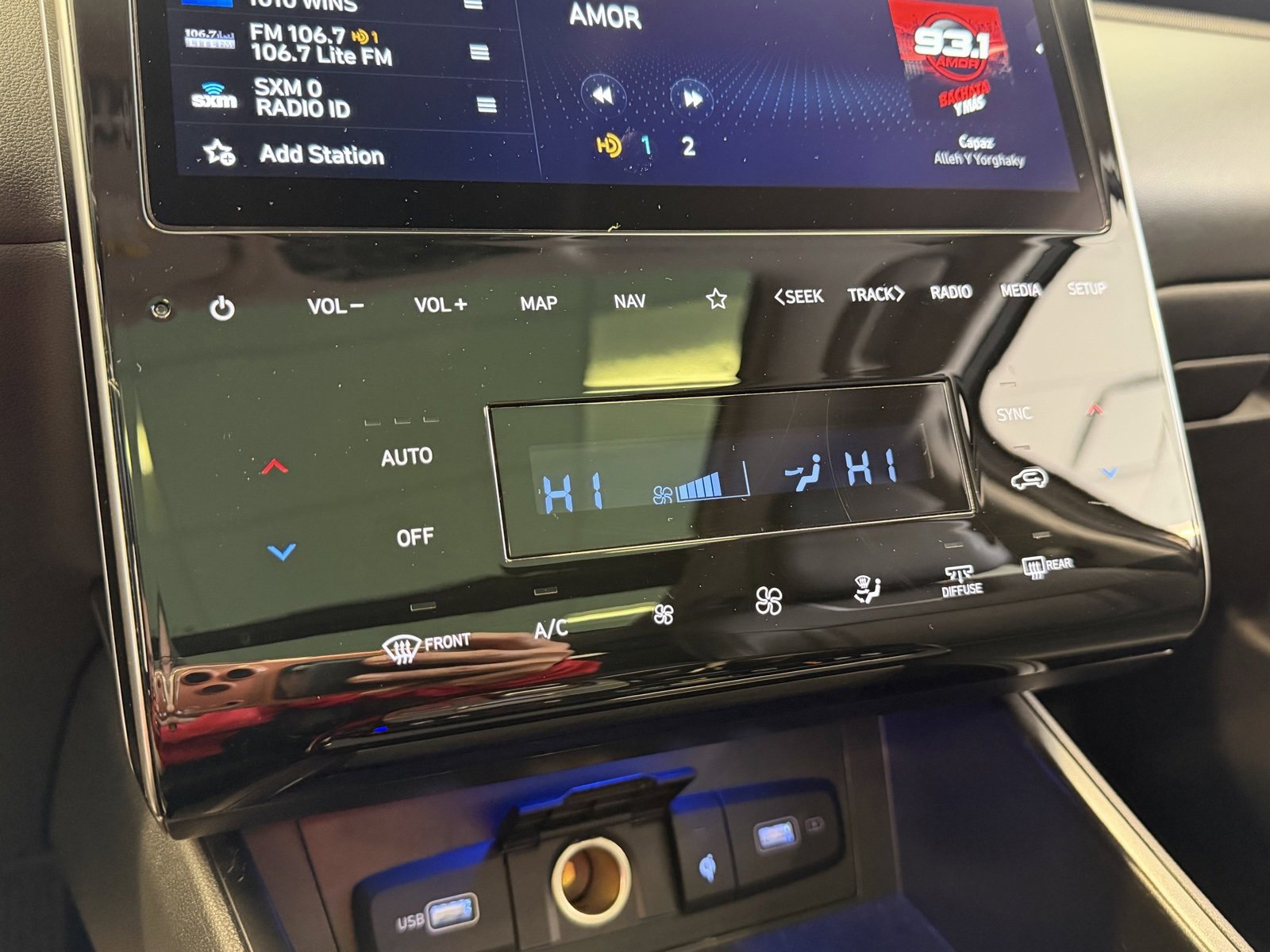 Used 2023 Hyundai Tucson Limited w/ Cargo Package image 27