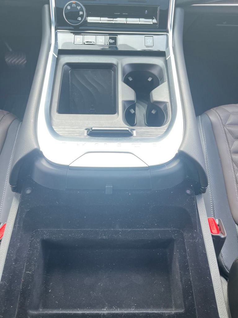 Used 2026 Nissan Armada Platinum RWD image 29