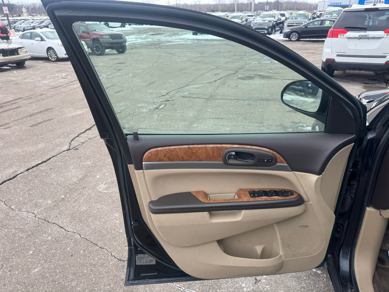 Used 2011 Buick Enclave CXL image 14