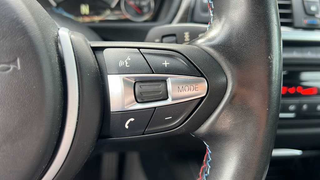 Used 2015 BMW M4 Coupe RWD image 20