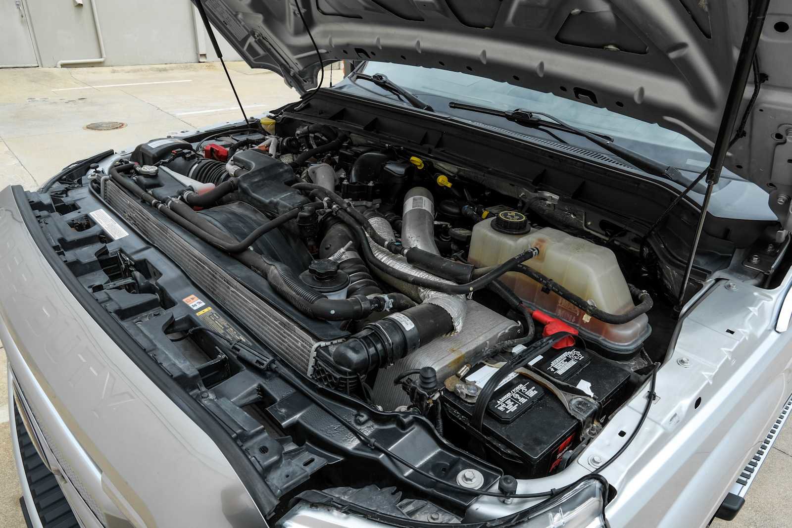 Used 2016 Ford F250 Platinum w/ FX4 Off-Road Package AWD/4WD image 57