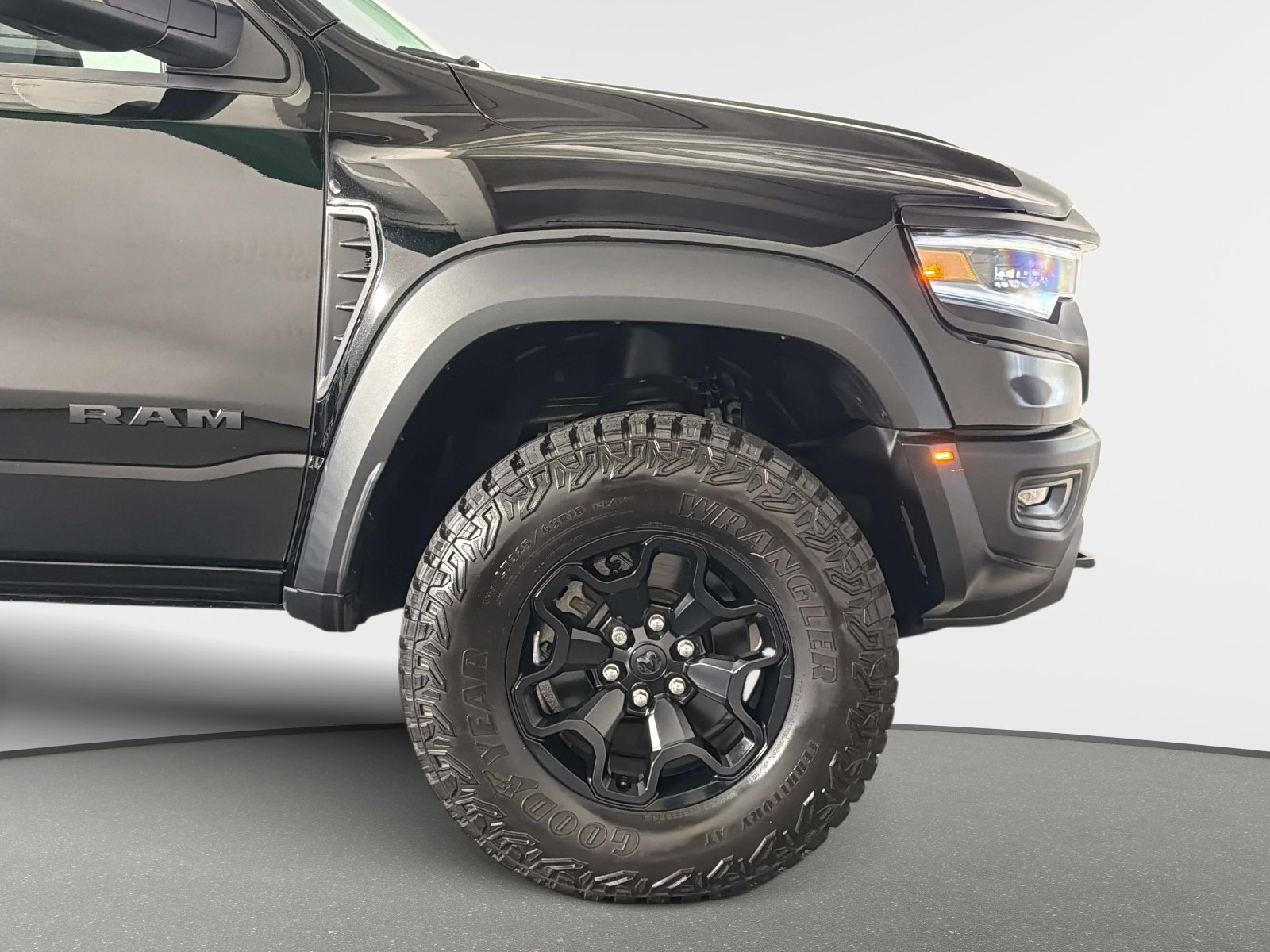 Used 2021 RAM 1500 TRX w/ TRX Level 1 Equipment Group AWD/4WD image 20