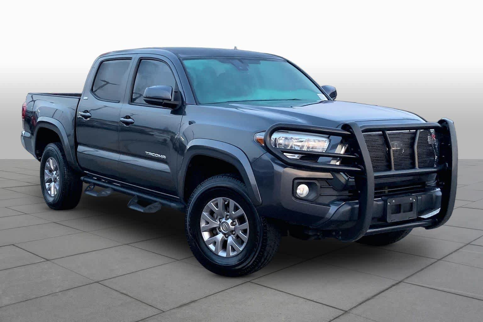 Used 2019 Toyota Tacoma SR5 RWD image 3