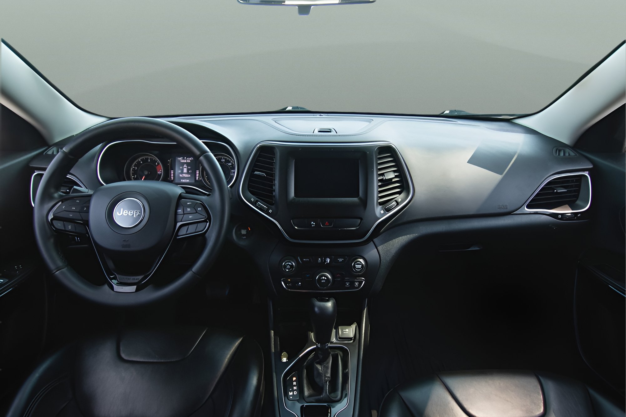 Used 2019 Jeep Cherokee Latitude Plus FWD image 8