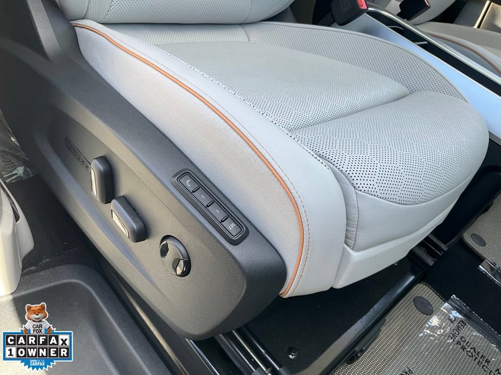 Used 2025 Volkswagen ID. Buzz 1st Edition AWD/4WD image 73